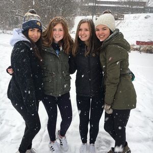 Meet your Posher, Abby